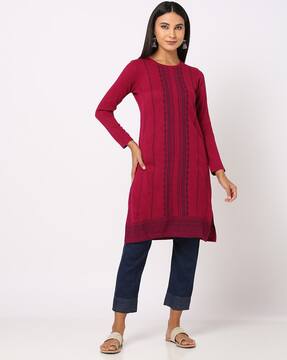 Buy Pink Kurtas for Women by AVAASA MIX N' MATCH Online | Ajio.com