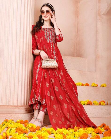 Georgette Plain Launching New Designer Party Wear Look Gown, Red at Rs 1050  in Surat