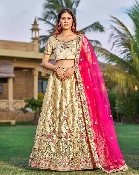 Buy Pink Blouse And Lehenga Cotton Silk Dupatta Banarasi Golden Set For  Women by Abbaran Online at Aza Fashions.