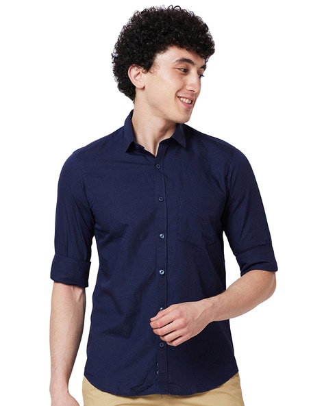 Tailored Fit Shirt with Spread Collar