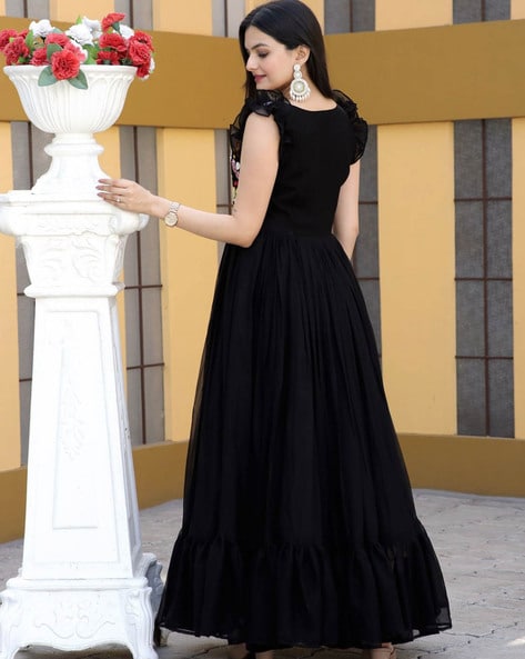 Black colour gown top dress