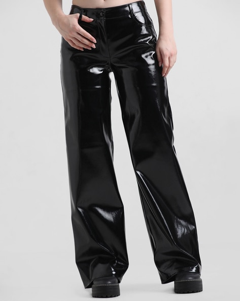 Why is leather, vinyl, and PVC so fashionable? Can a man wear patent black  leather jacket/trousers? - Quora