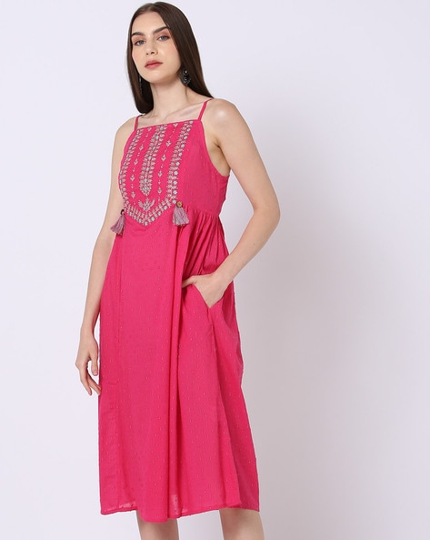 Buy Fuchsia Pink Dresses for Women by Cover Story Online | Ajio.com