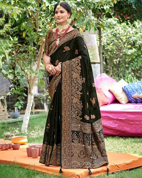 Gul By Aishwarya Hand Embroidered Blouse And Saree Set | Black, Zardosi,  Saree, Leaf Neck, Sleeveless | Black saree, Silk organza, Aza fashion