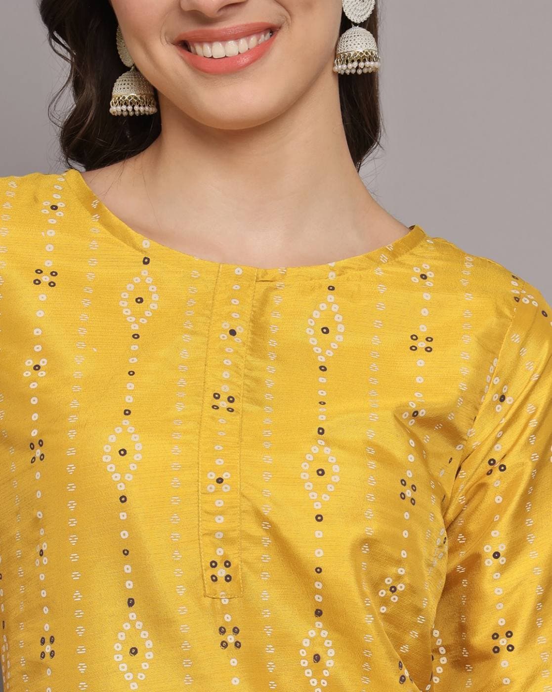 Yellow Chanderi Kurta Set Design by Kritika Dawar at Pernia's Pop Up Shop  2024