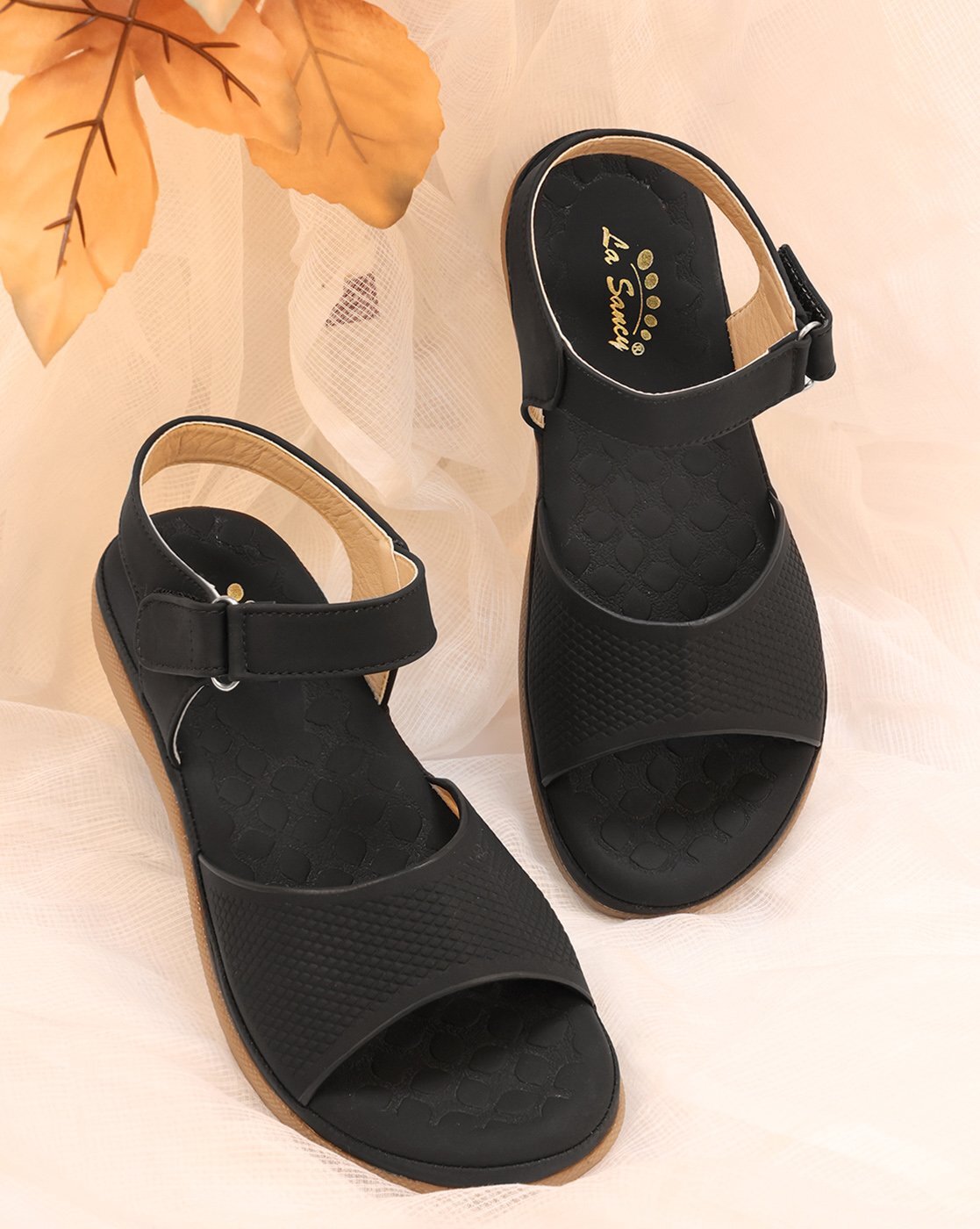 Buy Tan Flat Sandals for Women by ELLE Online | Ajio.com