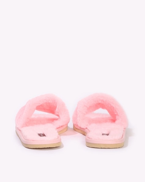 Amazon.com: HOKMAH Cute House Slippers Furry Slippers, Slide Sandals  Aesthetic Warm Slippers Indoor Winter Warm Comfy Slip on Trendy Fur  (Grey,5-6,Female,adult,Retail Box,China,NoWarningApplicable) : Clothing,  Shoes & Jewelry