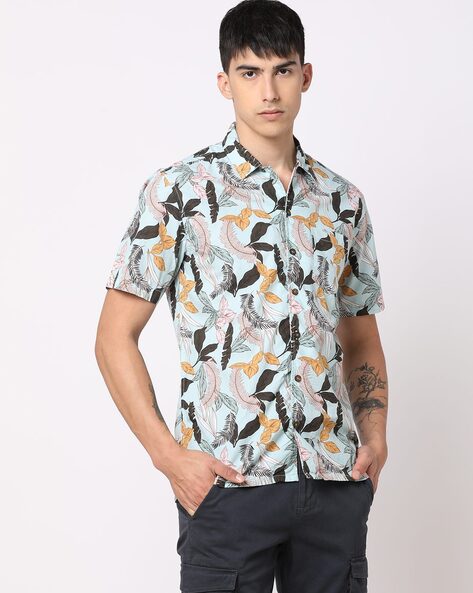 Men Tropical Print Slim Fit Shirt