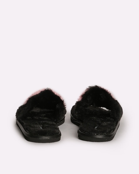 Black fur best sale slides near me