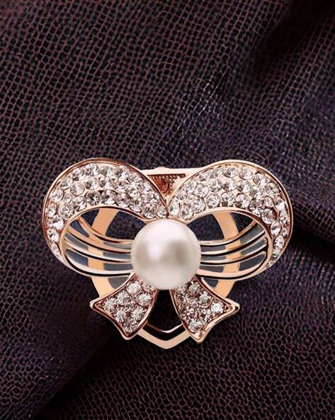 Buy Gold Brooches & Pins for Women by Vendsy Online