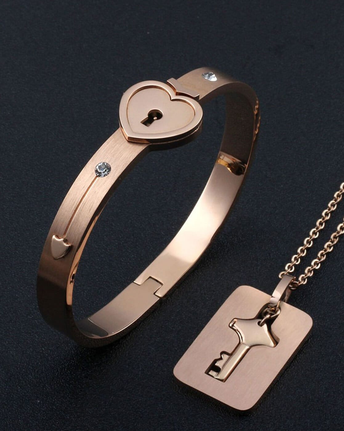 Heart Charm Lock Bracelet - Silver - Oak & Luna