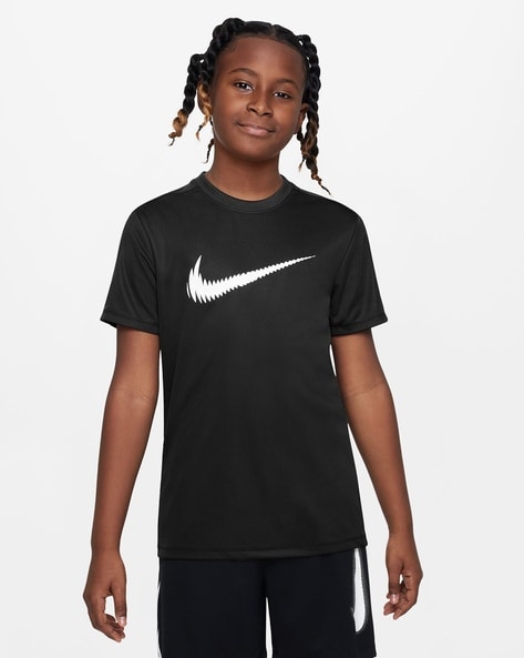 Nike logo tshirt best sale