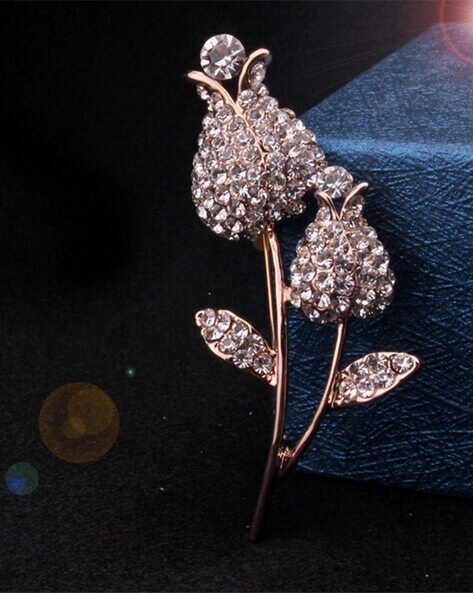 Buy Gold Brooches & Pins for Women by Vendsy Online