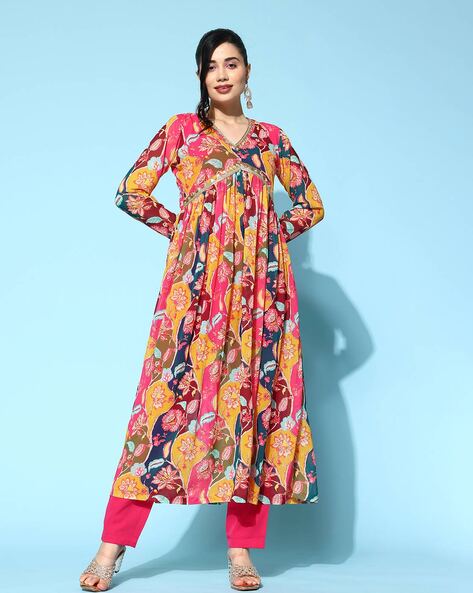 Floral Print V-Neck Flared Kurta Set