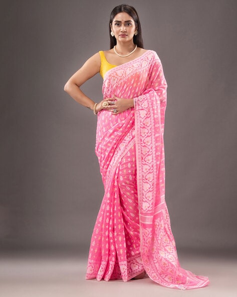 Pink and Golden Silk Cotton handwoven soft Jamdani saree with fish motiff  in pallu