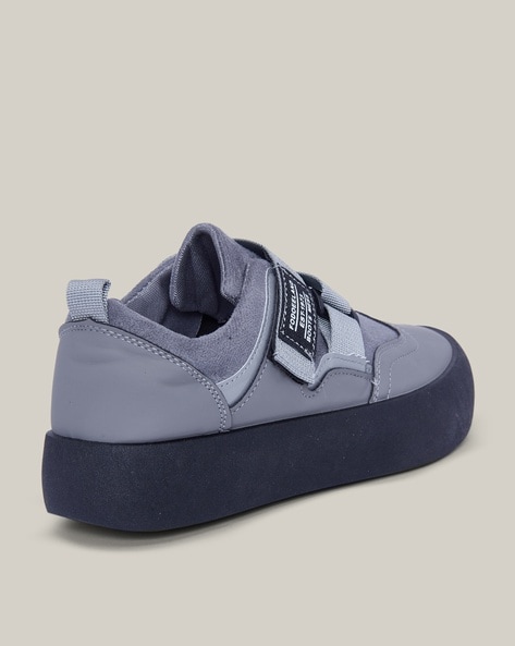 Discover 153+ grey velcro sneakers super hot