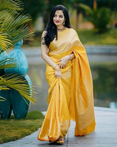 Green Contrast Blouse Yellow Colour Party Saree Online