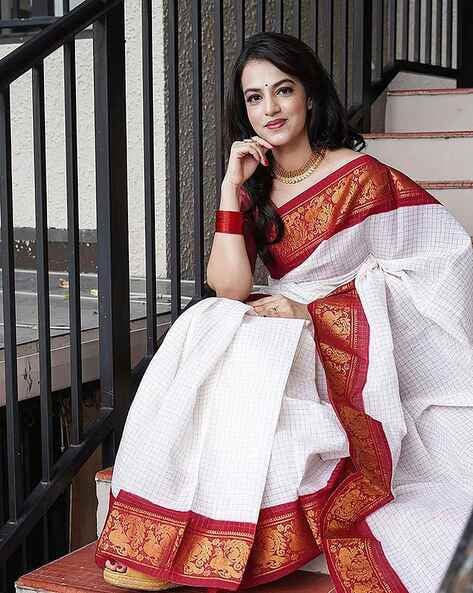 Saree Mall White & Red Polka Dots Saree With Unstitched Blouse