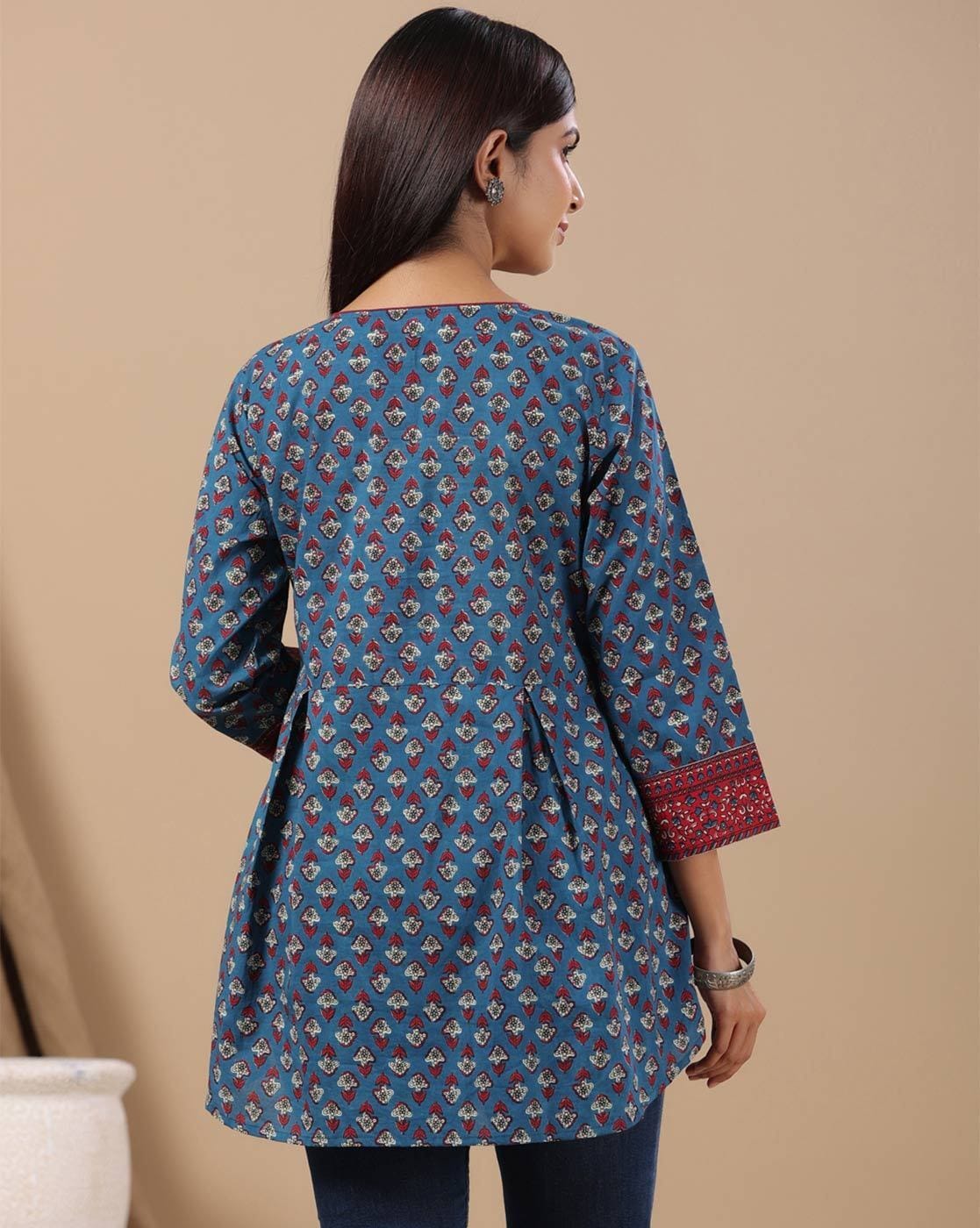 Pin by Alpa Gohil on Designers | Dressy casual outfits, Stylish short  dresses, Simple trendy outfits