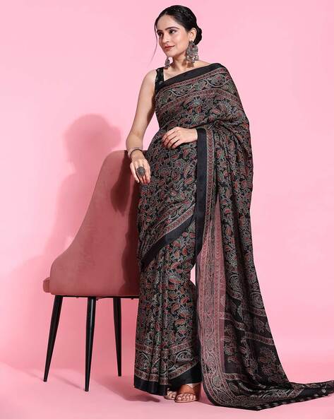 Black Jamdani Saree with Geometric Woven Design With Zari Butta Highli –  Thearyavart