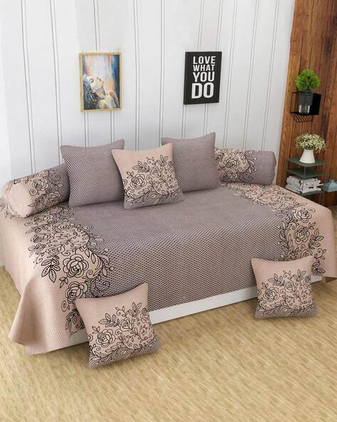 200 TC Floral Print Cotton Diwan Set with Pillows