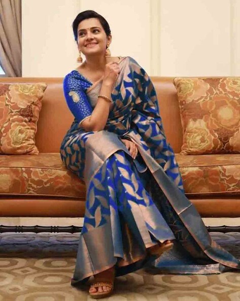 Kanjeevaram Silk Saree with Zari Border