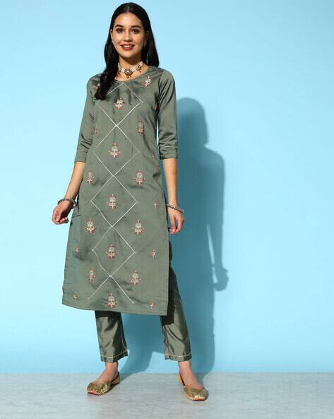 Nyrika Embellished Straight Kurta Set