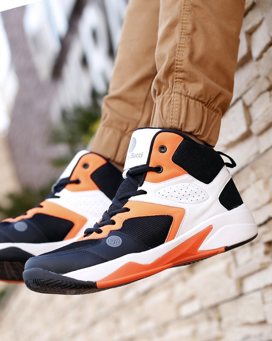 Mens orange and top black basketball shoes