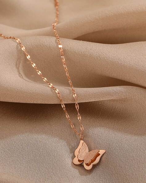 New Arrival V Letter Accessories Wholesale Necklace Fashion Jewelry Women's  Titanium Steel Rose Gold Lovers Necklace - China Jewelry Set and Chain  price | Made-in-China.com