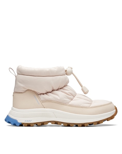 Clarks best sale snow boots