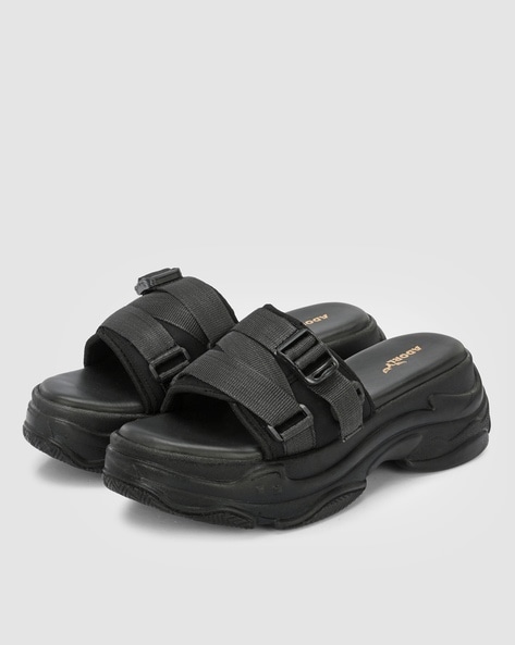 Buffalo 2024 chunky sandals