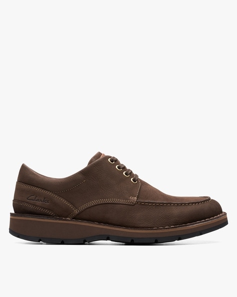 Clarks mens shoes clearance near me