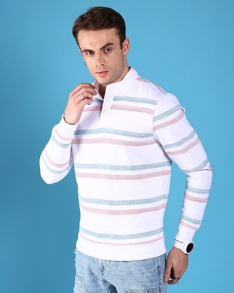 White on sale collar sweatshirt