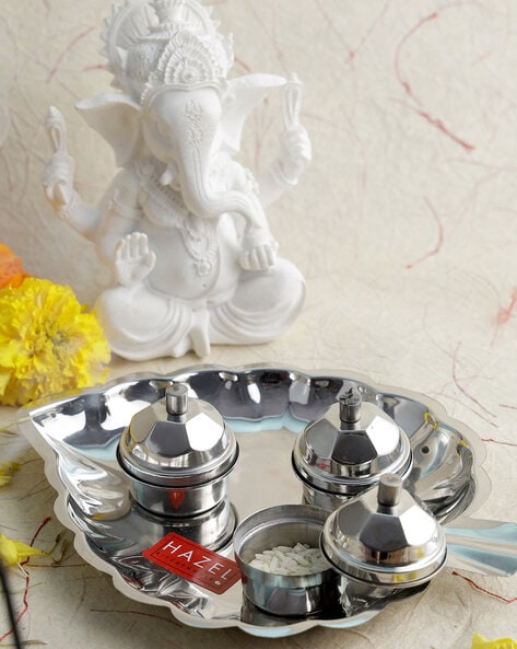 Buy Silver-Toned Festive Gifts for Home & Kitchen by HAZEL Online | Ajio.com