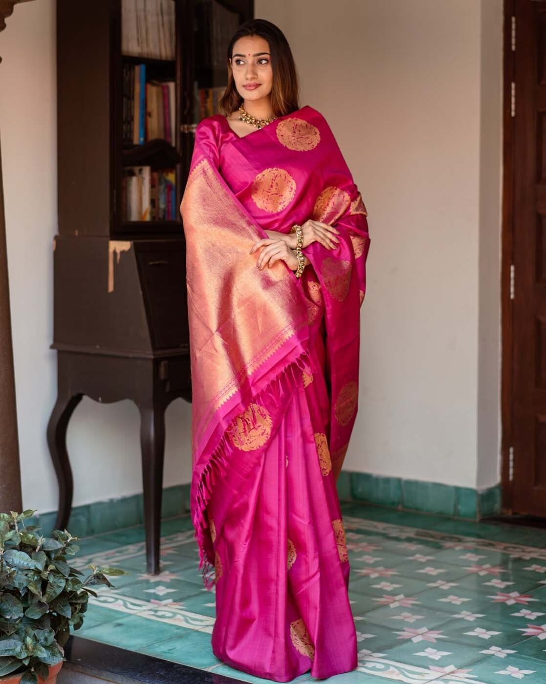 Exquisite Light Pink Paithani Silk Saree - Tulsi Weaves