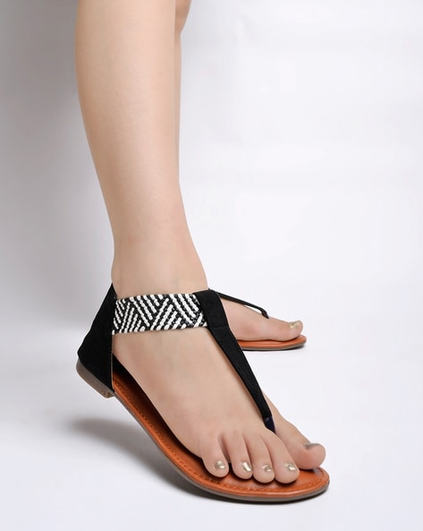 Zoya Women Black Sandals - Buy Zoya Women Black Sandals Online at Best  Price - Shop Online for Footwears in India | Flipkart.com