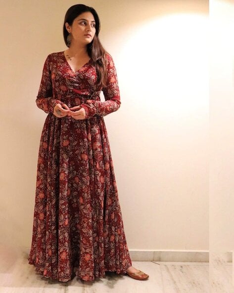 Georgette Ladies Floral Print Gown, brown at Rs 899 in Surat