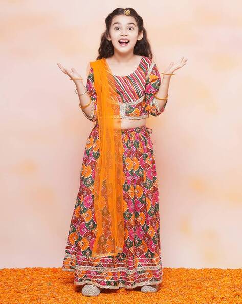 Best Indian Online Clothes Shopping for Women, Men and Kids - Kreeva.com