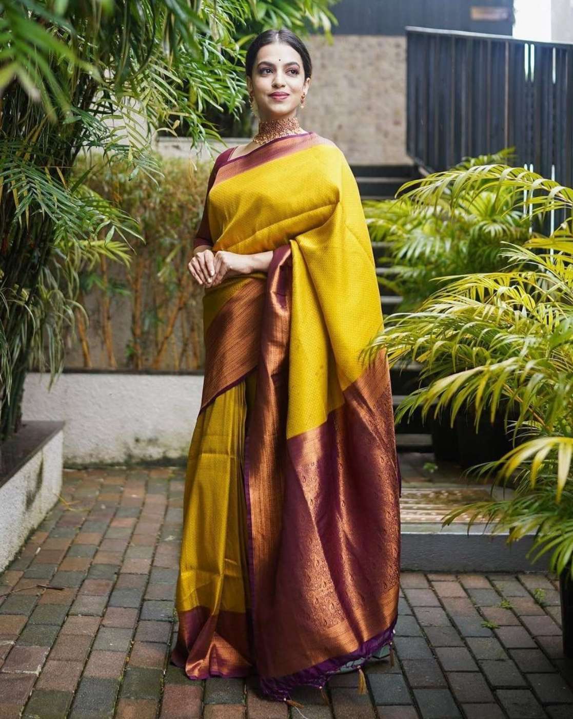 Buy Wine Sarees for Women by Indie Picks Online | Ajio.com