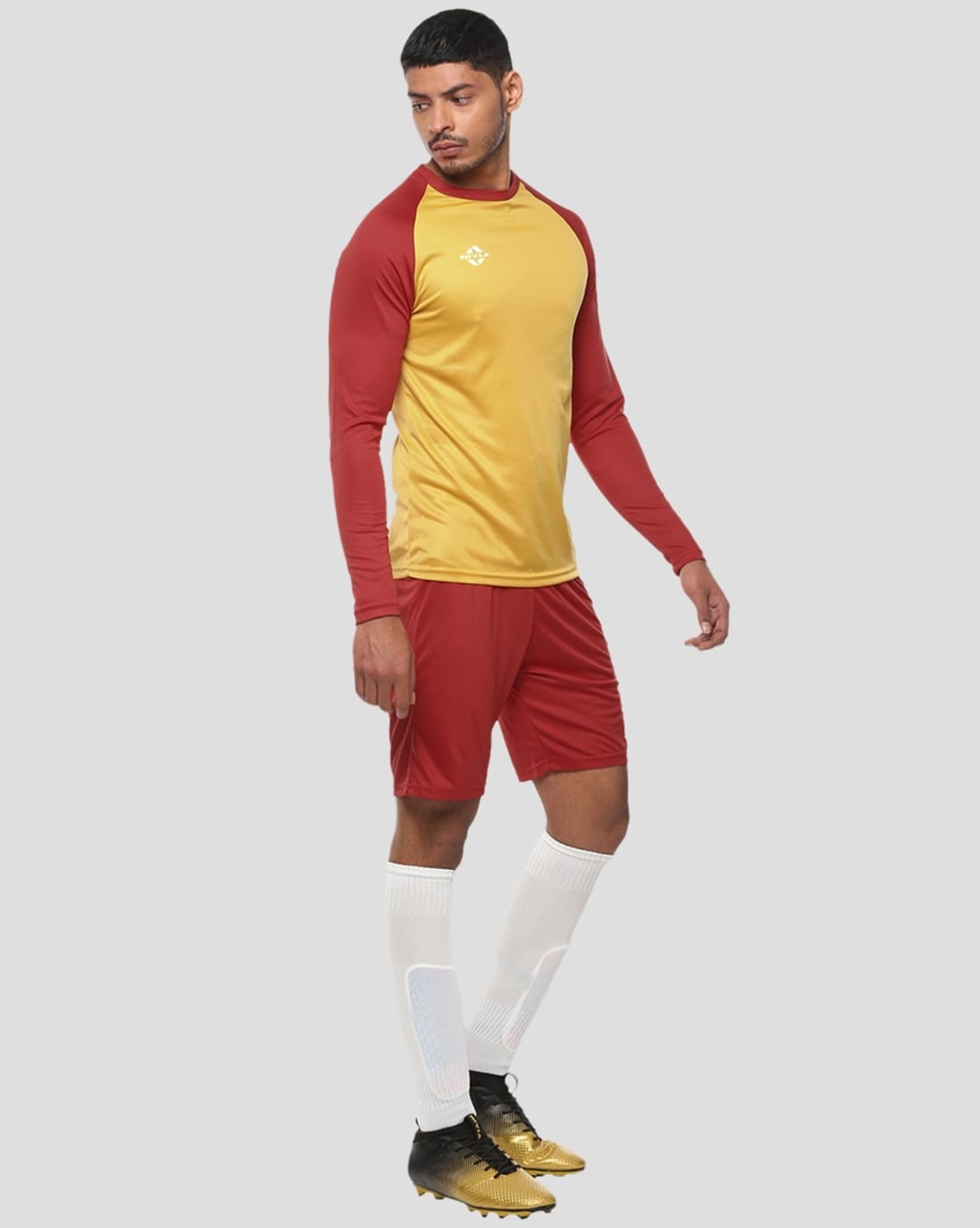 Volleyball Uniform Set Jersey & Shorts at Rs 750/set, Volleyball Kit in  Jalandhar