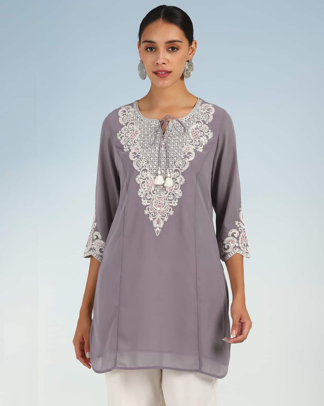 Buy LAKSHITA Embroidererd Straight Tunic w Online | Ajio.com