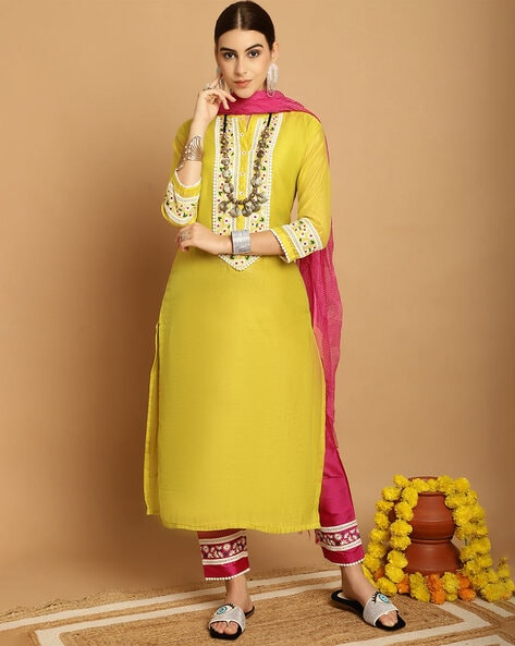 Yellow Kurta Suit Sets for Women by Tulsattva Online | Ajio.com