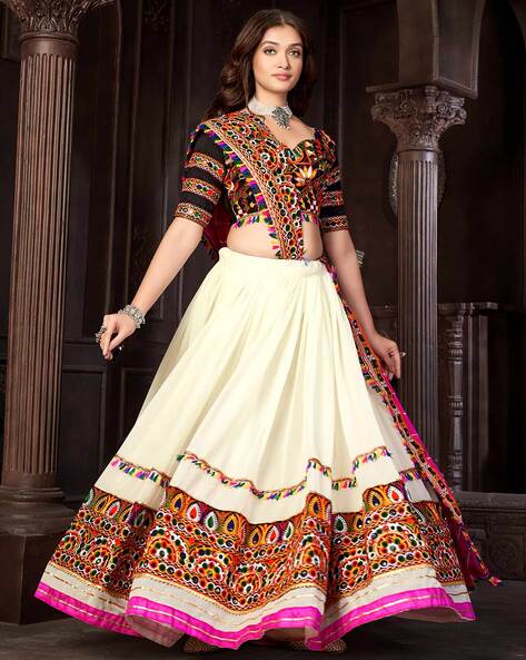 Indian Bridal Lehenga Collection | Designer Bridal Lehenga Choli | RI Ritu  Kumar