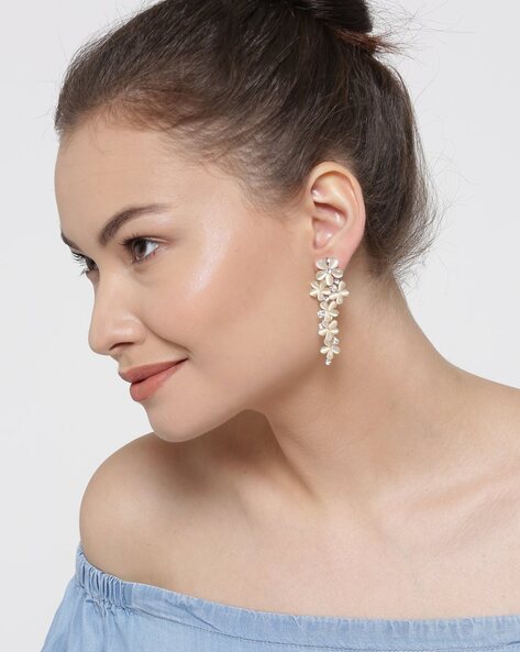 Mirror stones Tika with Earrings set with off white Stone drops Gold plated