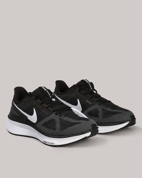 Nike zoom womens black and outlet white