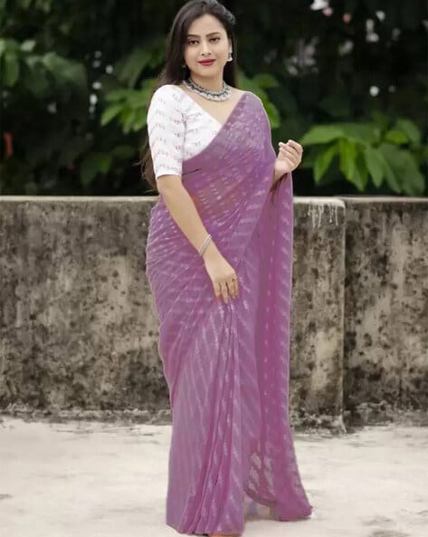 Flattering Purple Paithani Silk Saree With Magnetic Blouse Piece –  LajreeDesigner