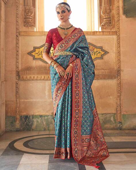 Stunning Navy Blue Colour Saree With Red Border & Heavy Brocade Blouse –  garment villa