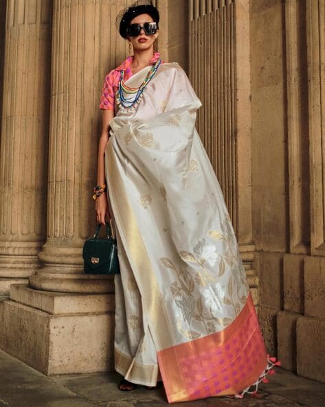 Buy Off-white Sarees for Women by Peachmode Online | Ajio.com