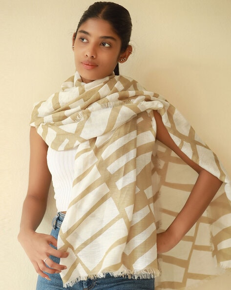 Striped Scarf with Fringes Price in India