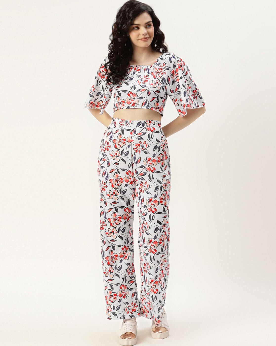 Summer Two Piece Outfits for Women Short Sleeve Slimming Crop Tops Floral/Solid  High Waisted Wide Leg Pants Trendy Sets - Walmart.com